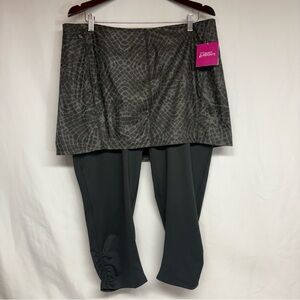SkirtSports Women’s Skirted Reflective Safety Capri Black XXL Skort Leggings NWT